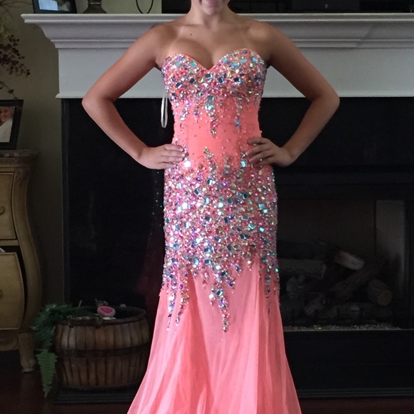 Dresses & Skirts - Coral prom / pageant dress by Jazzy